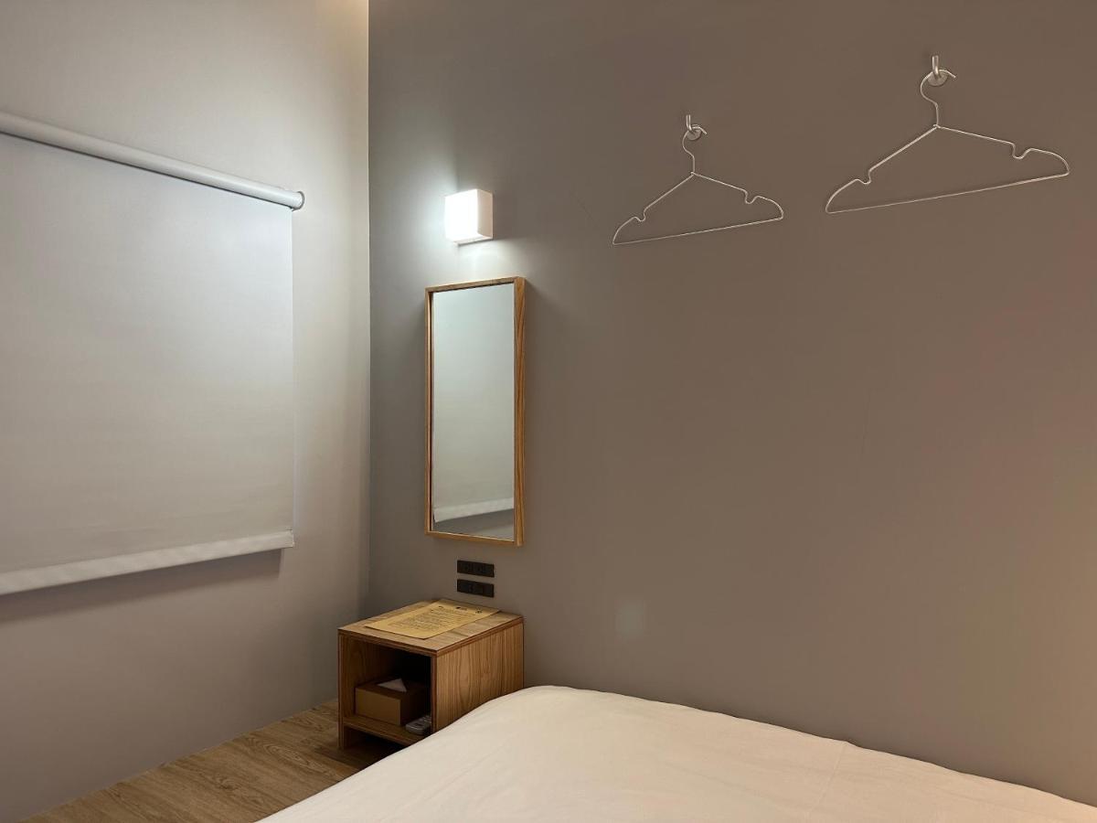 Kw2 Hostel Kaohsiung Luaran gambar
